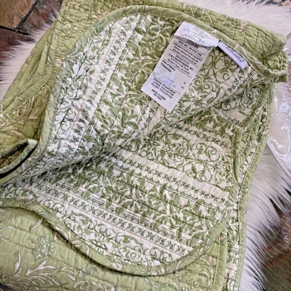 C&F Home Colonial Williamsburg Windsor Kiwi 100% Cotton Reversible TWIN Quilt - Picture 8 of 9